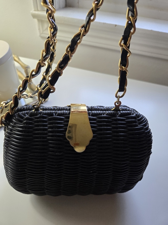 Handbags - Black Woven Crossbody Bag with Gold Chain Strap